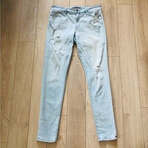 Abercrombie & Fitch Signature Collection Light Wash Blue Jeans Size 29/30R